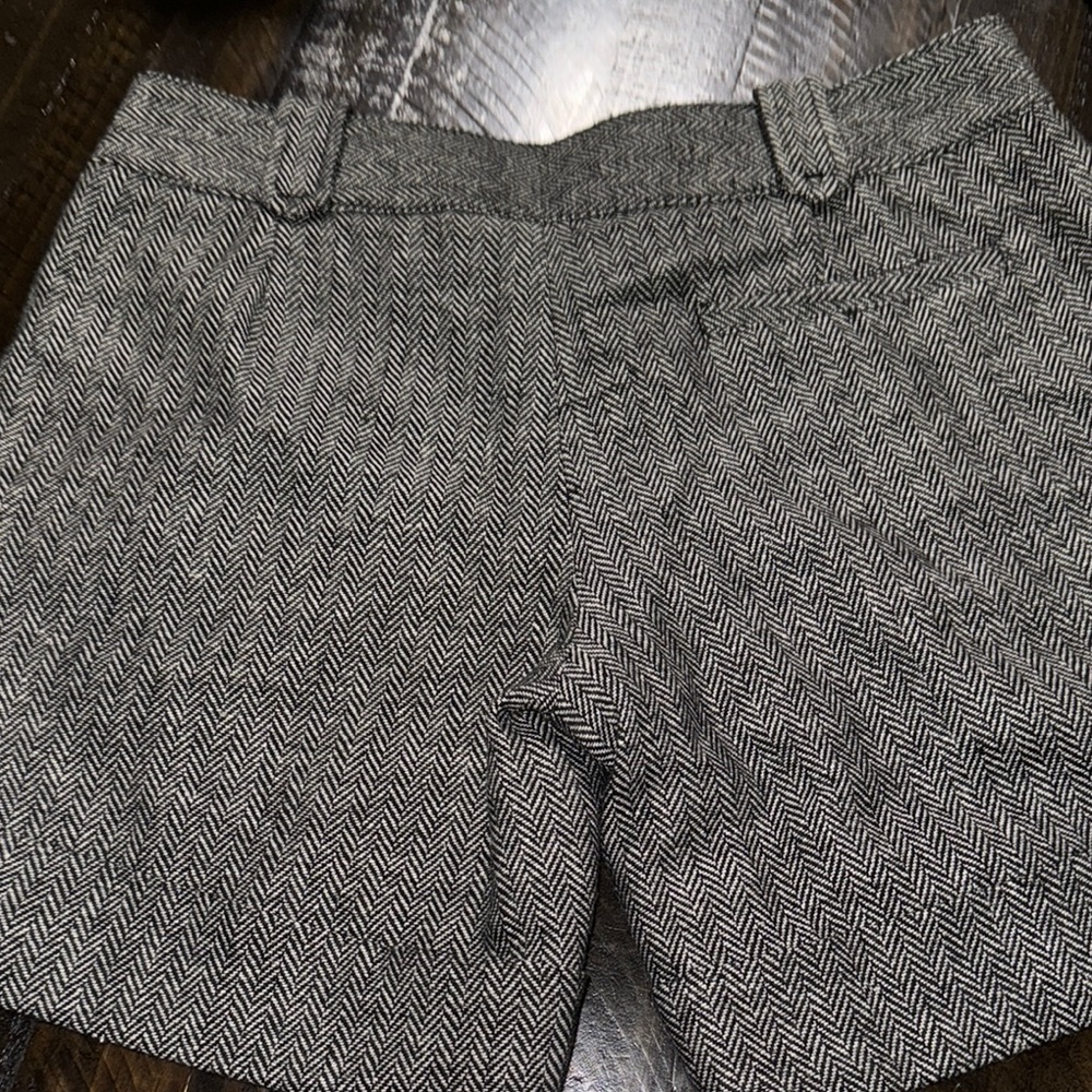 Women's Herringbone Gray Shorts - Picture 3 of 6